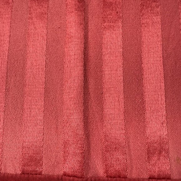 Pier 1 Imports Set of 5 Red Placemats Velvet Stripes Holiday Any Party 13X19" - Picture 5 of 8